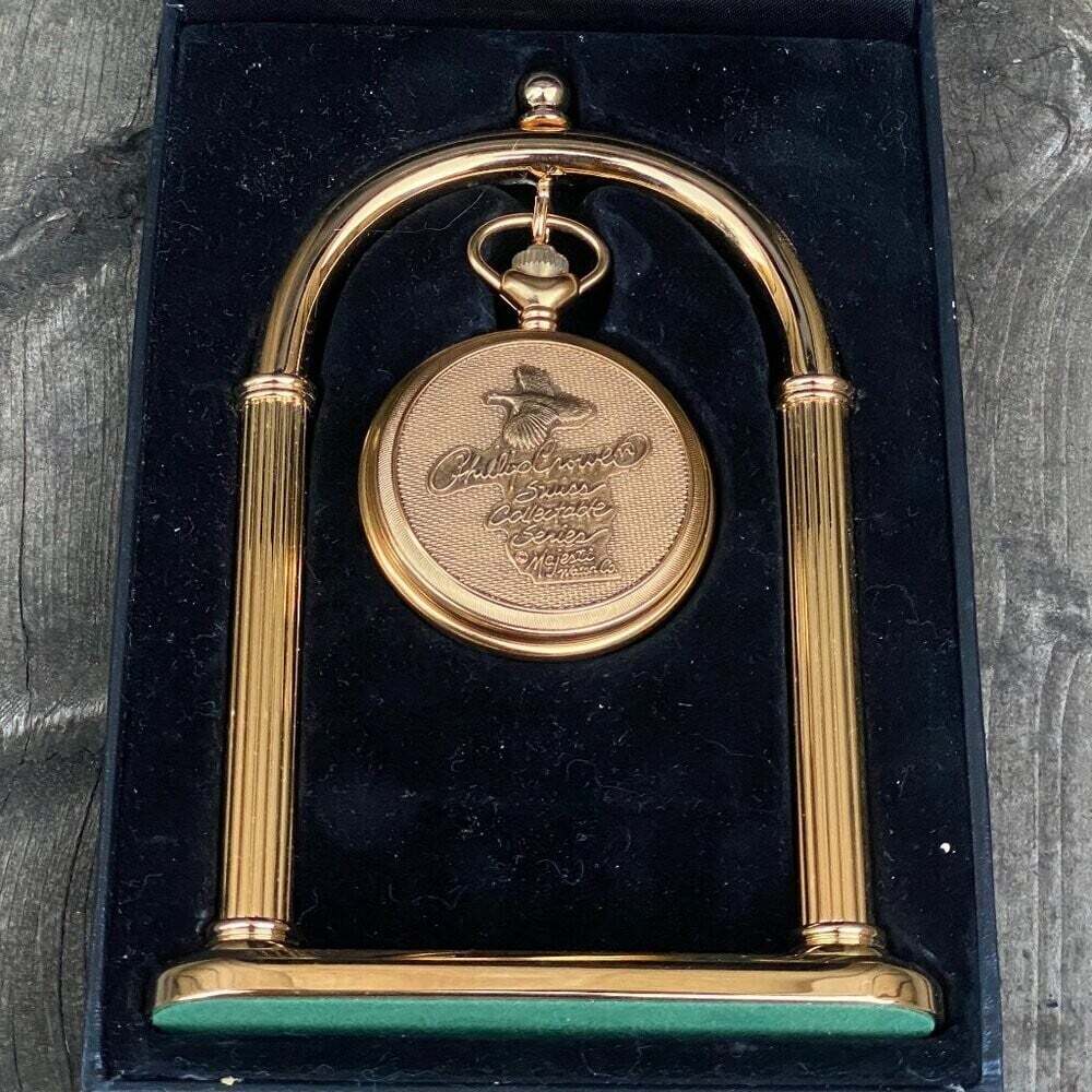 BRAND NEW Vintage Majesti Gold Layered Quartz Pocket Watch With Holder & Case